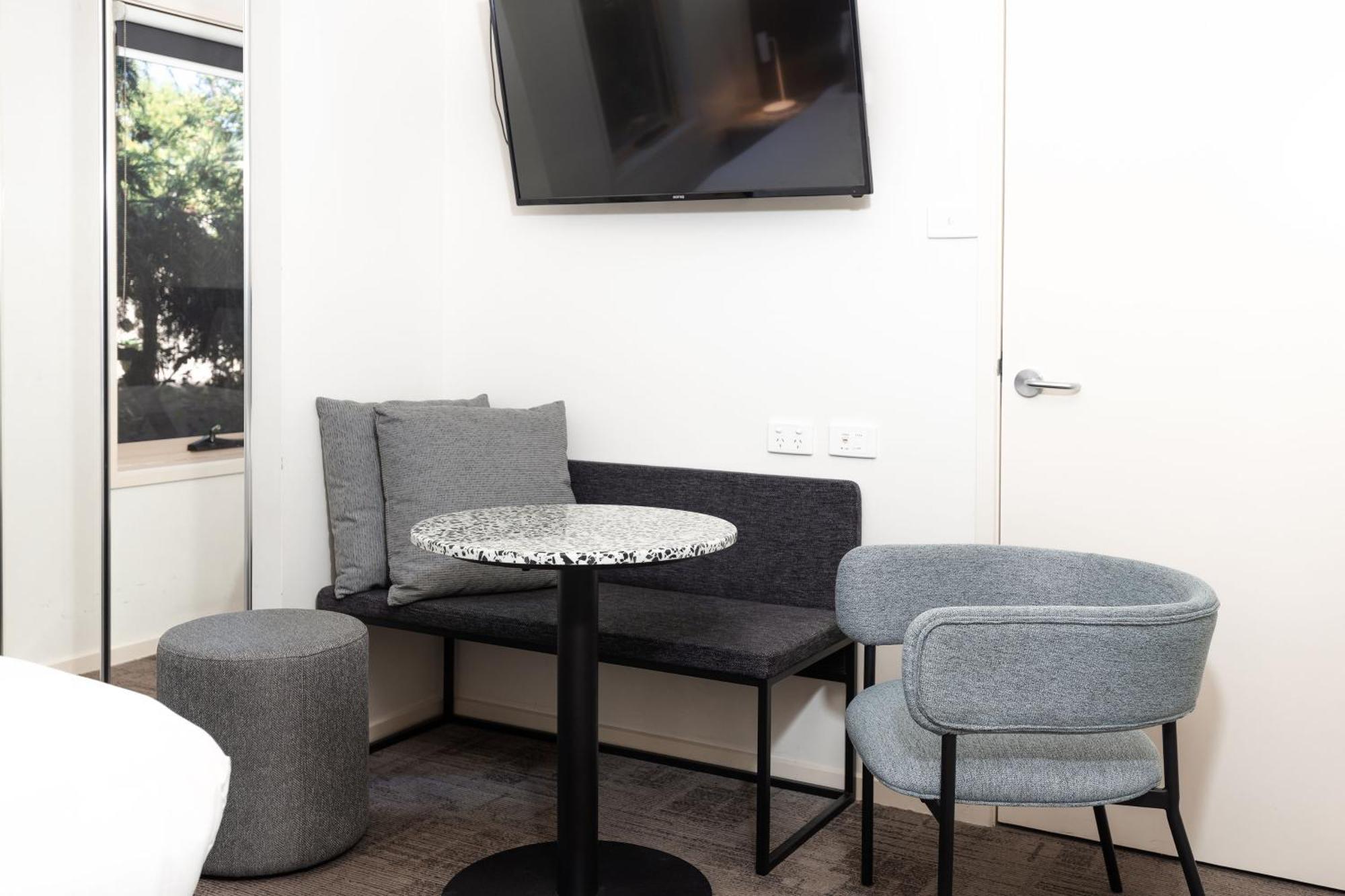 Quest Wagga Wagga Aparthotel Bagian luar foto