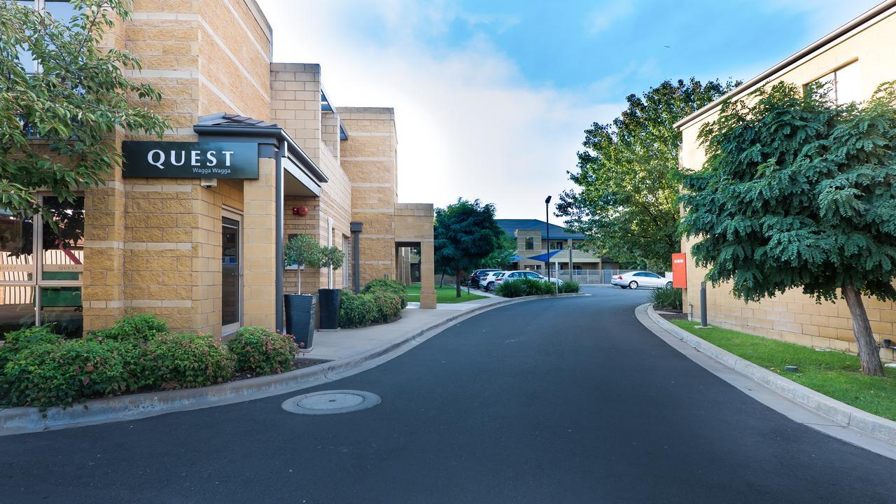 Quest Wagga Wagga Aparthotel Bagian luar foto